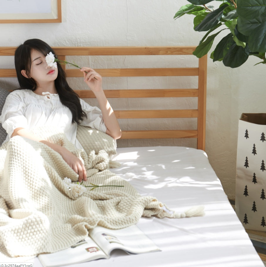 YarnAura Fringed Knitting Wool Blanket