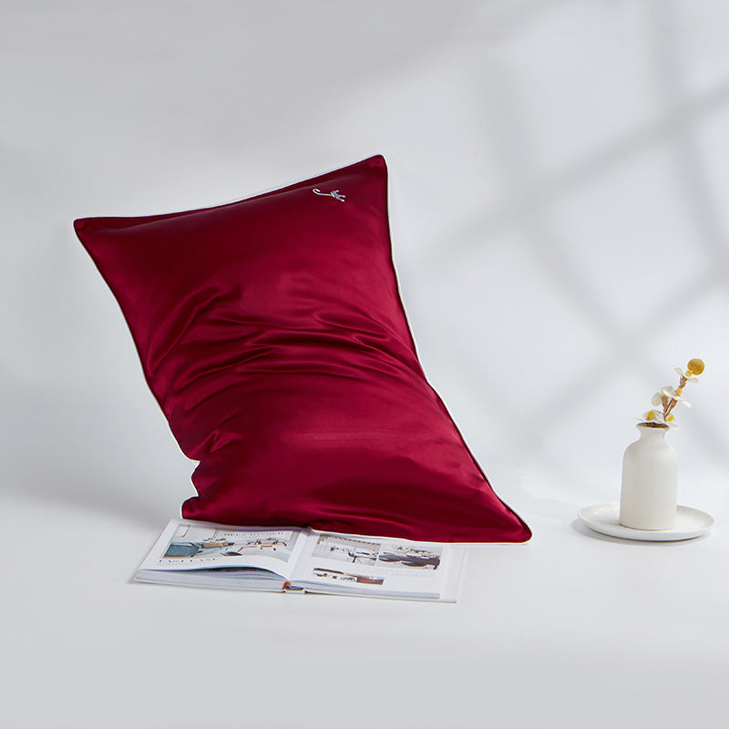 LuxeWeave Double-Sided Silk Pillowcase