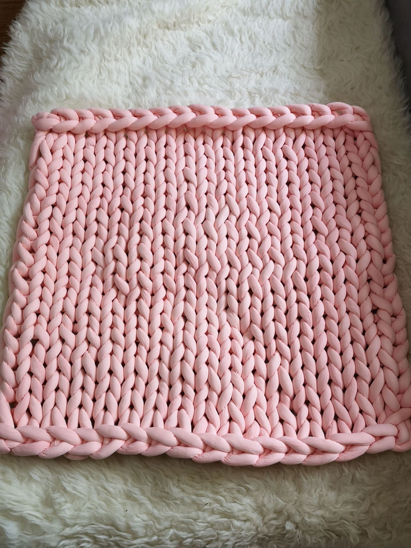 CloudLuxe Gravity Blanket