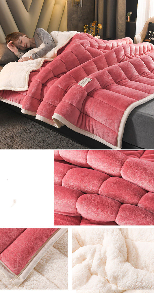 ComfoCasa Quilted Milk Flannel Blanket
