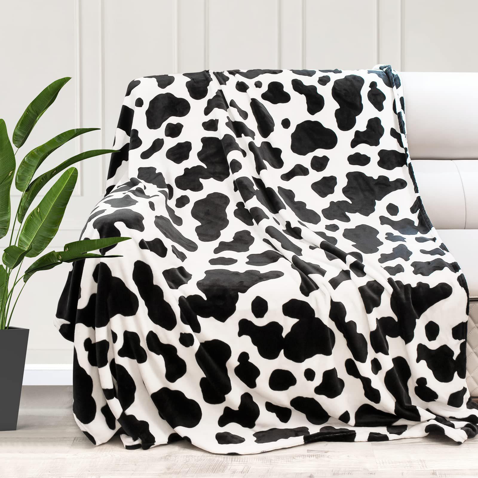 PlushAura  Cozy Luxury Blankets