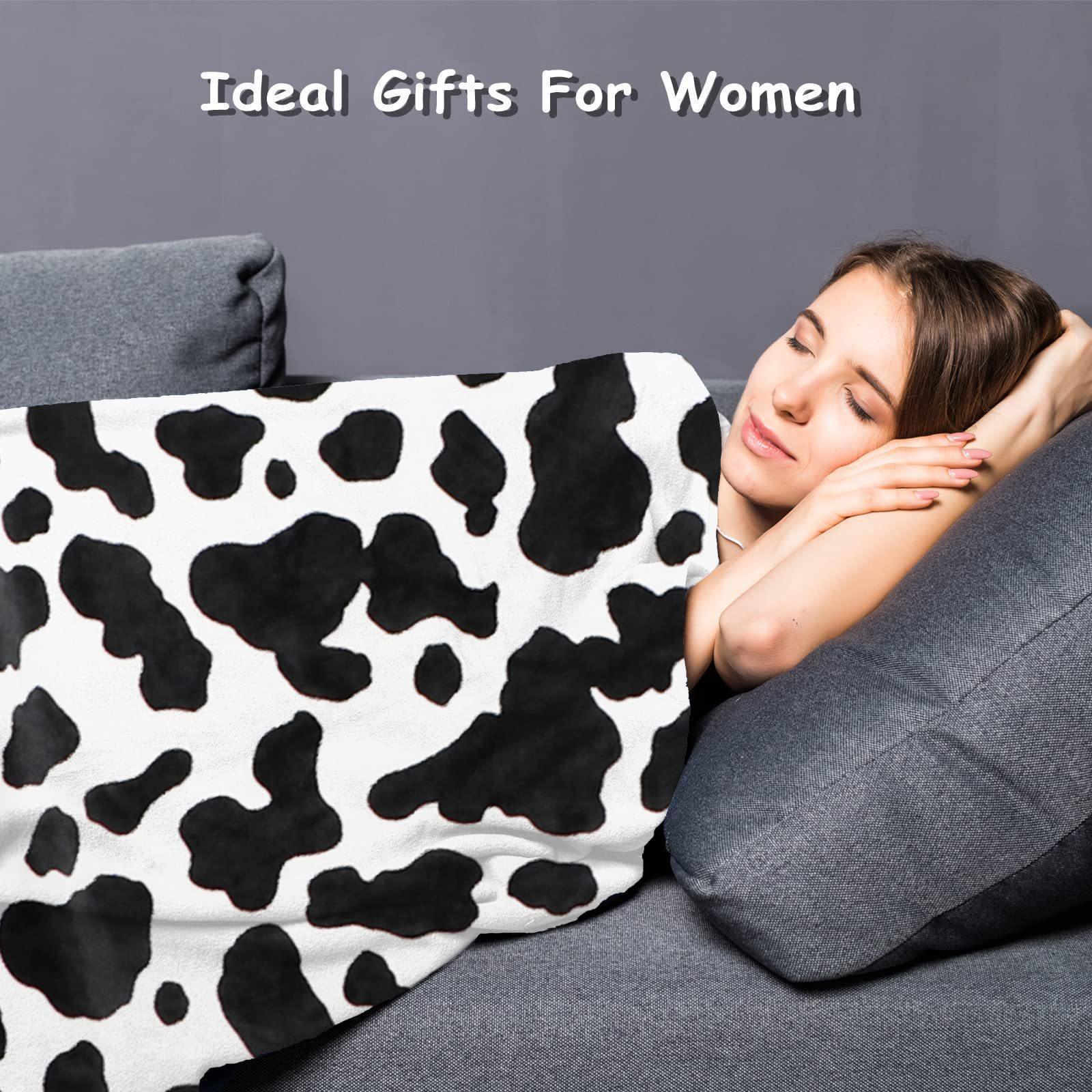 PlushAura  Cozy Luxury Blankets